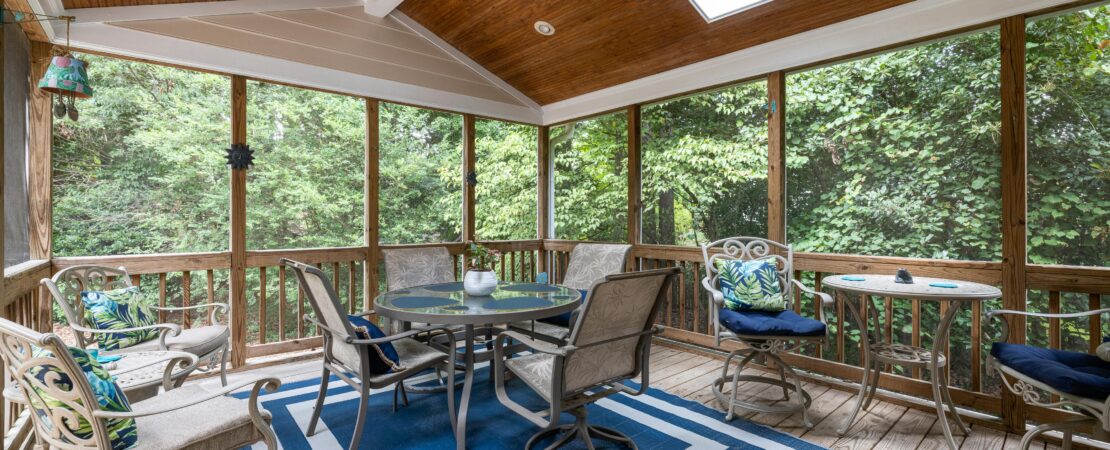 Exploring the Best Restaurants Listed on Fugly’s Bar & Grill